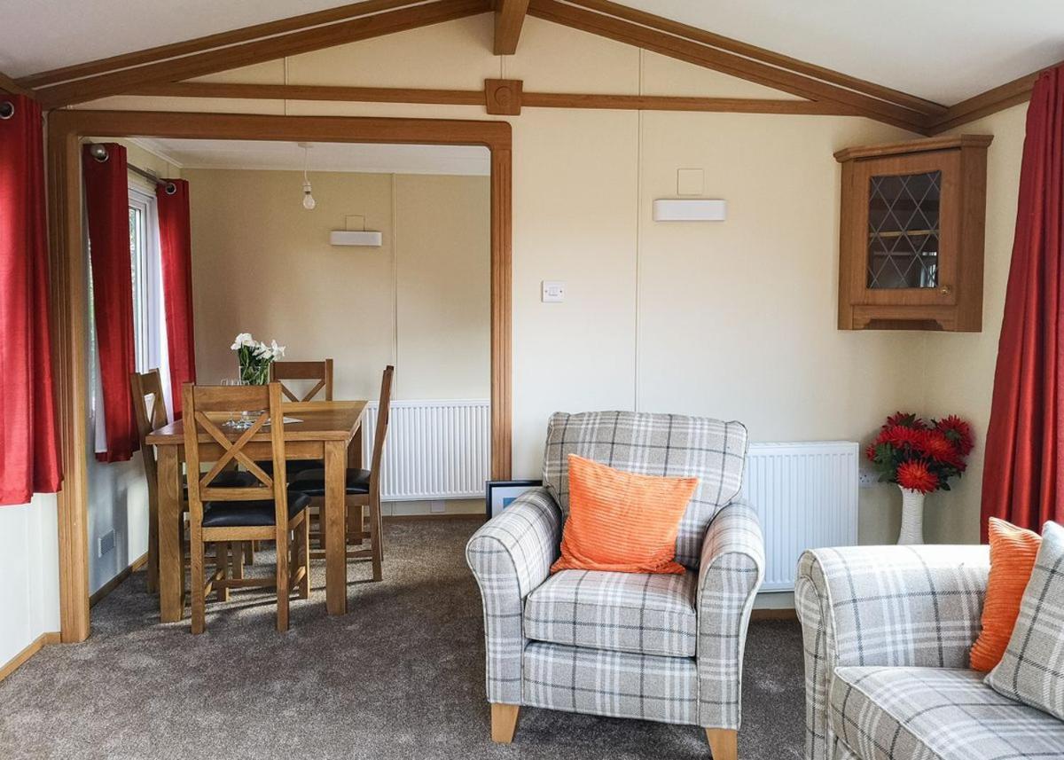 Bassenthwaite Lakeside Lodges エクステリア 写真